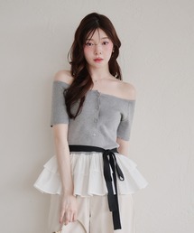 fupel（フぺル）の「multiway ribbon frill peplum off-shoulder short sleeve knit / マルチウェイリボンフリルペプラムオフショルダー半袖ニット（ニット/セーター）」
