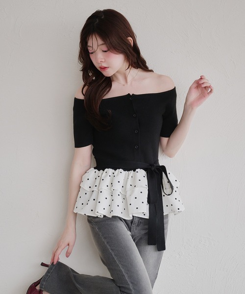 fupel(フぺル)の「multiway ribbon frill peplum off-shoulder short sleeve knit / マルチウェイリボンフリルペプラムオフショルダー半袖ニット(ニット/セーター・レディース・グレー/ブラック・FREE)」の19枚目の写真