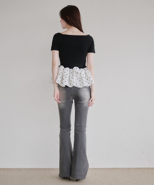 fupel(フぺル)の「multiway ribbon frill peplum off-shoulder short sleeve knit / マルチウェイリボンフリルペプラムオフショルダー半袖ニット(ニット/セーター・レディース・グレー/ブラック・FREE)」の16枚目の写真