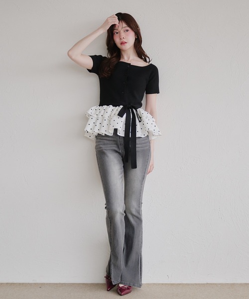 fupel(フぺル)の「multiway ribbon frill peplum off-shoulder short sleeve knit / マルチウェイリボンフリルペプラムオフショルダー半袖ニット(ニット/セーター・レディース・グレー/ブラック・FREE)」の14枚目の写真
