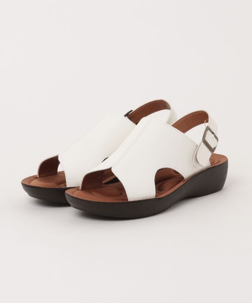 Piedi Nudi(ピエディヌーディ)の「SHOP select 軽量 2WAY サボミュール(サンダル・レディース・ホワイト/ブラック/キャメル/ダークブラウン・M/LL/L/S)」の3枚目の写真