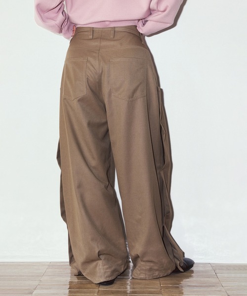 Cassette Chart(カセットチャート)の「【Knuth Marf】cling draped pants KM26EAG04(その他パンツ・レディース・ブラウン/ブラック・XS/M/S)」の11枚目の写真