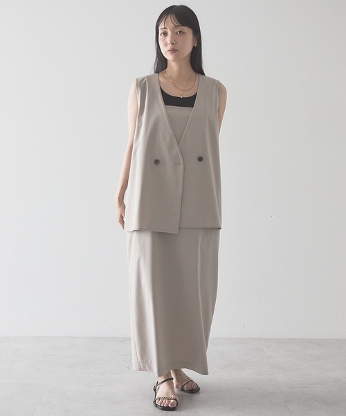 コムコム 18aw フリル キルティング ノースリーブ ジャケット サイズS ジャケット/アウター（フリル）ファッション通販 - ZOZOTOWN