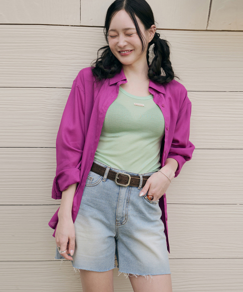MORVE13(モルブ13)の「カットオフスタッズデニムショーツ(その他パンツ・レディース・スカイブルー・LARGE/MEDIUM/SMALL)」の3枚目の写真