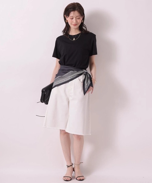 Arpege story（アルページュストーリー）の「ハーフデニムパンツ（その他パンツ・レディース・ホワイト/ブラック・2/1）」の2枚目の写真