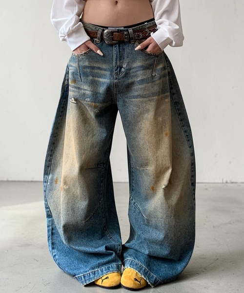 mushwear(マッシュウェア)の「ユーズド加工ワイドバギーデニムパンツ(デニムパンツ・メンズ・ブルー・XX-LARGE/LARGE/SMALL)」の2枚目の写真