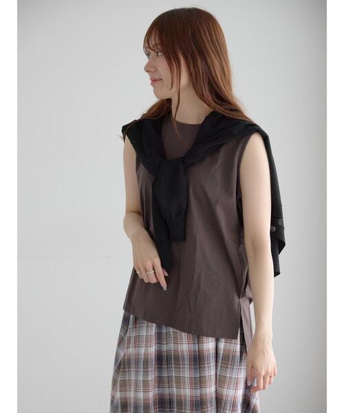 Te chichi(テチチ)の「【接触冷感/UVカット】ノースリチュニック(Tシャツ/カットソー・レディース・チャコールグレー/レッド/オフホワイト/カーキ・F)」の13枚目の写真