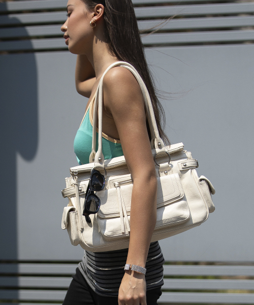 DIMANCHE(ディマンシュ)の「Bermondsey bag (ivory)(ショルダーバッグ・レディース・その他・FREE)」の2枚目の写真