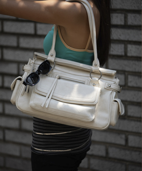 DIMANCHE(ディマンシュ)の「Bermondsey bag (ivory)(ショルダーバッグ・レディース・その他・FREE)」の4枚目の写真