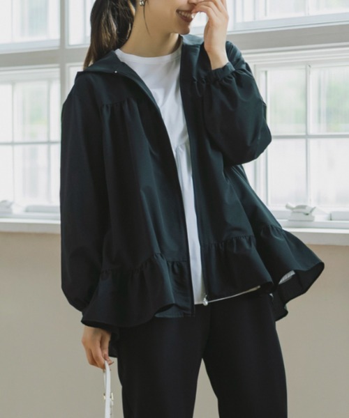 Sono(ソーノ)の「SONO/ソーノ UVカットティアードフーディ(その他アウター・レディース・ブラック/ネイビー・F)」の2枚目の写真
