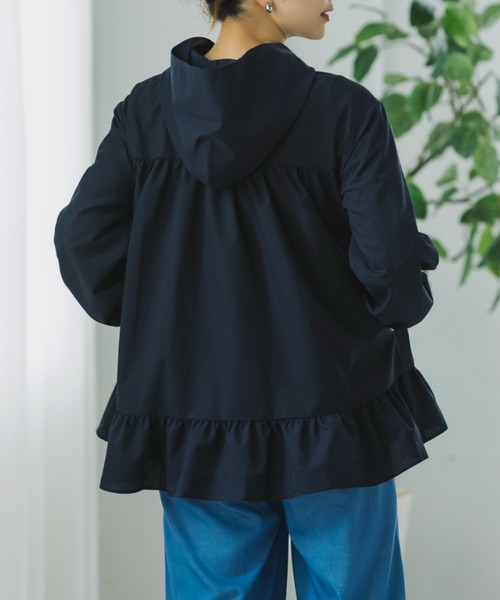 Sono(ソーノ)の「SONO/ソーノ UVカットティアードフーディ(その他アウター・レディース・ブラック/ネイビー・F)」の5枚目の写真
