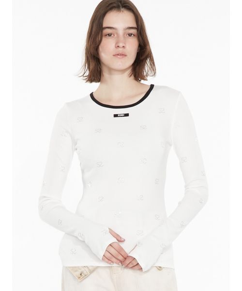 SORIN(ソリン )の「Smotif Jewerly Long T-shirt / SモチーフジュエリーロングTシャツ(Tシャツ/カットソー・レディース・ホワイト/ブラック/ライトブラウン/ライラック・38)」の2枚目の写真