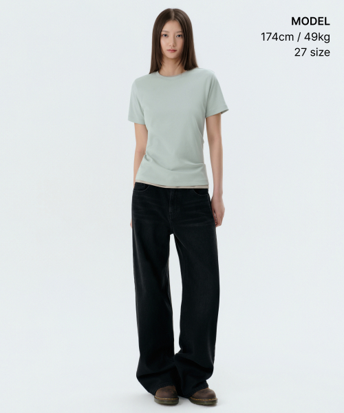 MUSINSA STANDARD WOMAN（ムシンサスタンダードウーマン）の「ウィメンズエッセンシャルワイドデニムパンツ[ウォッシュドブラック]（デニムパンツ・レディース・その他・29/28/27/26/25/32/23/24/30）」の2枚目の写真