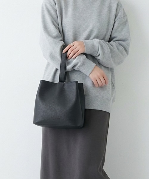 TETE HOMME(テットオム)の「【WEB限定】Split Leather One Handle Drawstring Bag / スプリットレザー ワンハンドル 巾着バッグ(ハンドバッグ・レディース・ブラック・FREE)」の15枚目の写真