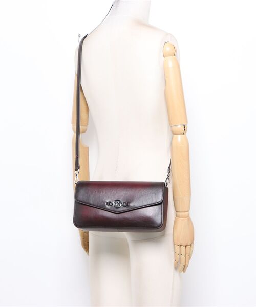 MICHAEL KORS(マイケルコース)の「KACEY MD CONV FLAP SHLDR(ショルダーバッグ・レディース・マルーン・FREE)」の5枚目の写真
