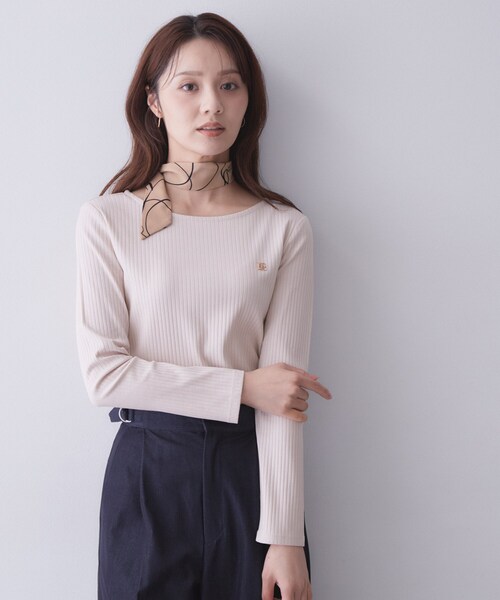 index(インデックス)の「【接触冷感/UVケア】テレコボートネックトップス《洗濯機OK》(Tシャツ/カットソー・レディース・ブラウン系その他/オフホワイト/ネイビー/ナチュラル/モスグリーン・34/36/38/44/40/42)」の3枚目の写真