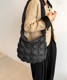 ふわっとキルティング トートバッグ 大人カジュアル ショルダーバッグ