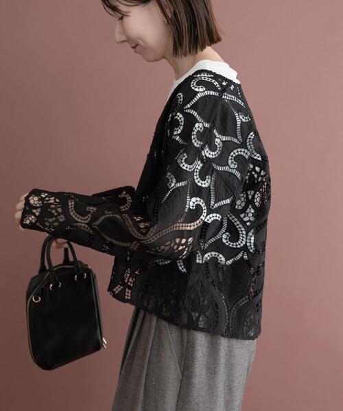 ITEMS URBANRESEARCH(アイテムズ アーバンリサーチ)の「カットワークレースブラウス(シャツ/ブラウス・レディース・ホワイト/ブラック/ブラウン・FREE)」の14枚目の写真