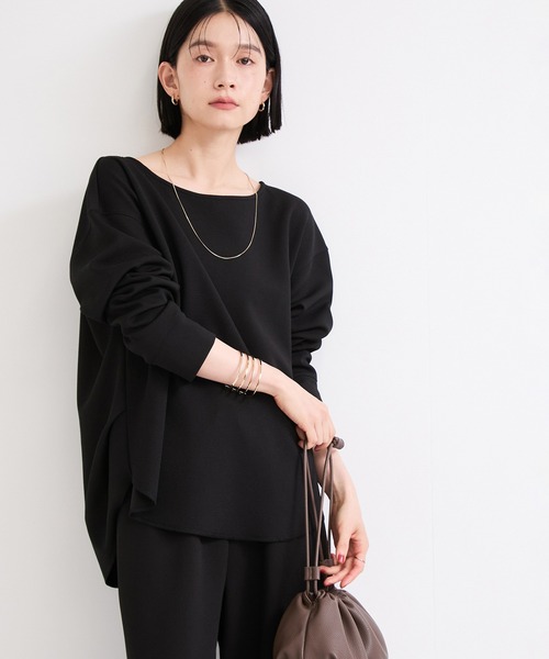 le cercle ADAM ET ROPE'(ルセルクルアダムエロペ)の「サンディカットJZスェットライクプルオーバー/セットアップ対応(Tシャツ/カットソー・レディース・ブラック/オフホワイト/ライトグレー・FREE)」の1枚目の写真