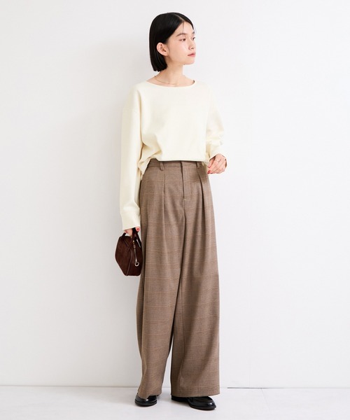 le cercle ADAM ET ROPE'(ルセルクルアダムエロペ)の「サンディカットJZスェットライクプルオーバー/セットアップ対応(Tシャツ/カットソー・レディース・ブラック/オフホワイト/ライトグレー・FREE)」の5枚目の写真