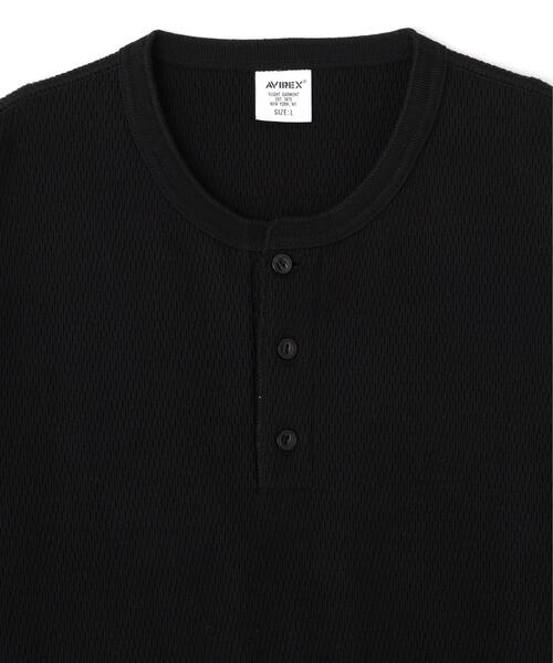 AVIREX(アヴィレックス)の「《直営店限定》HONEYCOMB HENRY L/S RIB T-SHIRT / ハニカム ヘンリー 長袖Tシャツ / AVIREX / アヴィレックス(Tシャツ/カットソー・メンズ・ブラック/キナリ・M/2XL/XL/L)」の7枚目の写真