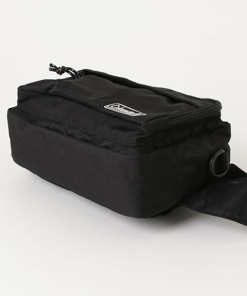 COLEMAN(コールマン)の「コールマン Coleman WALKER POUCH (BLACK)(ボディバッグ/ウエストポーチ・メンズ・その他・ONE SIZE)」の4枚目の写真
