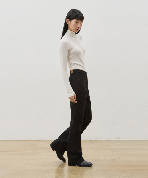 RYUL+WAI（リュルアンドワイ）の「デニム ロングフレアジーンズ ブラック F6（デニムパンツ・レディース・その他・SMALL/MEDIUM）」の3枚目の写真