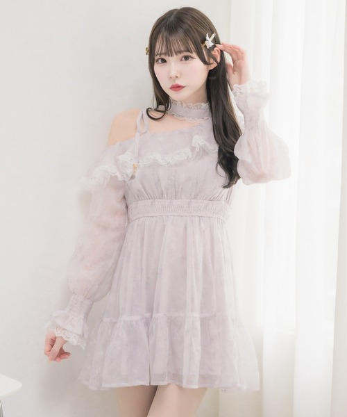 couture BY ROJITA(クチュールバイロジータ)の「ワンショル花柄ミニ丈ワンピース(ワンピース・レディース・アイボリー/ブルー/ブラック・FREE)」の2枚目の写真
