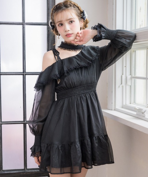 couture BY ROJITA(クチュールバイロジータ)の「ワンショル花柄ミニ丈ワンピース(ワンピース・レディース・アイボリー/ブルー/ブラック・FREE)」の6枚目の写真