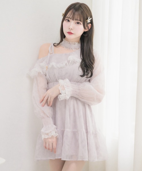 couture BY ROJITA(クチュールバイロジータ)の「ワンショル花柄ミニ丈ワンピース(ワンピース・レディース・アイボリー/ブルー/ブラック・FREE)」の9枚目の写真