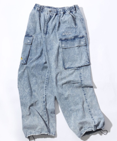 Mark Gonzales(マーク・ゴンザレス)の「MARK GONZALES ARTWORK COLLECTION/マークゴンザレス 別注 ヴィンテージライク ワンポイント刺繍 ワイドデニムカーゴパンツ(カーゴパンツ・メンズ・ブルー/ブラック系その他/ブラック/ネイビー・M/L/XL)」の4枚目の写真