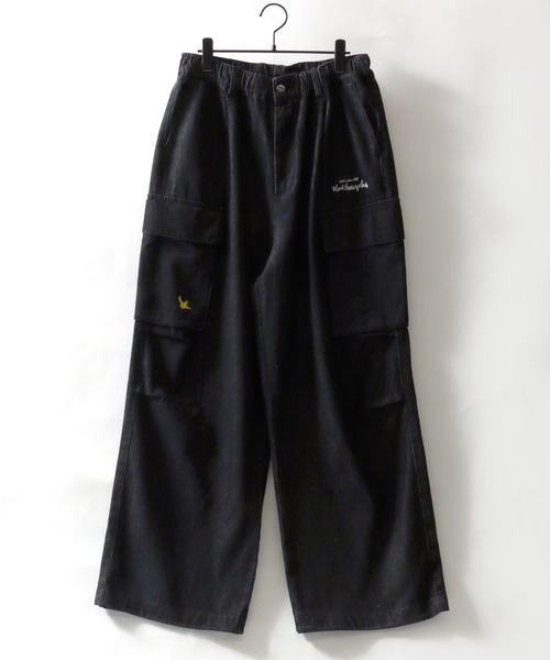 Mark Gonzales(マーク・ゴンザレス)の「MARK GONZALES ARTWORK COLLECTION/マークゴンザレス 別注 ヴィンテージライク ワンポイント刺繍 ワイドデニムカーゴパンツ(カーゴパンツ・メンズ・ブルー/ブラック系その他/ブラック/ネイビー・M/L/XL)」の5枚目の写真