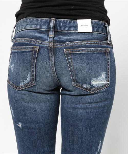 MOUSSY（マウジー）の「fringe cropped Skinny（デニムパンツ・レディース・ライトブルー/ブルー・27inch/26inch/24inch/25inch/23inch）」の7枚目の写真