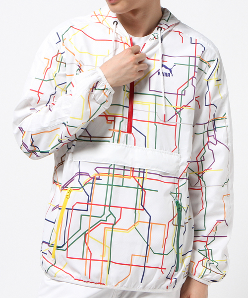 PUMA（プーマ）の「PUMA X DR T7 SAVANNAH（ナイロンジャケット・メンズ・ホワイト/ブラック・X-SMALL/SMALL/MEDIUM/LARGE）」の2枚目の写真