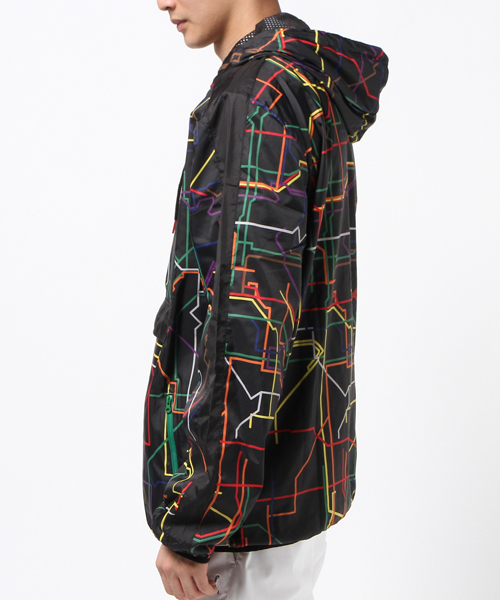 PUMA（プーマ）の「PUMA X DR T7 SAVANNAH（ナイロンジャケット・メンズ・ホワイト/ブラック・X-SMALL/SMALL/MEDIUM/LARGE）」の11枚目の写真