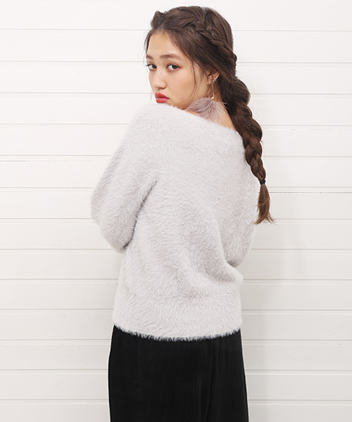 one after another NICE CLAUP（ワンアフターアナザーナイスクラップ）の「ふわふわフェザーニット（ニット/セーター・レディース・ライトグレー/ピンク/パープル系その他/アイボリー・FREE）」の3枚目の写真