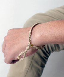 Esperanto（エスペラント）の「esperanto (エスペラント)/ヘンプ　ブレスレット（ブレスレット）」