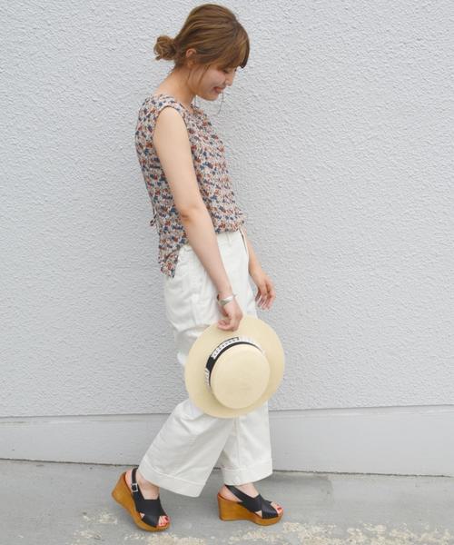 Khaju（カージュ）の「Khaju:フラワープリントバックオープントップス◇（シャツ/ブラウス・レディース・グリーン/オフホワイト・ONE SIZE）」の11枚目の写真