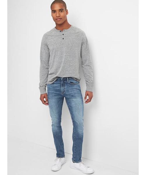 GAP（ギャップ）の「ストレートフィットジーンズ（ストレッチ）（デニムパンツ・メンズ・インディゴブルー・36W 32L/30W 30L/33W 32L/29W 30L/31W 30L/32W 30L/28W 30L/31W 32L/34W 32L/32W 32L）」の3枚目の写真