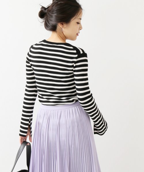 Spick & Span（スピックアンドスパン）の「WASHABLE WOOL リブCREW◆（ニット/セーター・レディース・ブラック/レッド/マスタード/ブラック×ホワイト/ナチュラル・FREE）」の7枚目の写真
