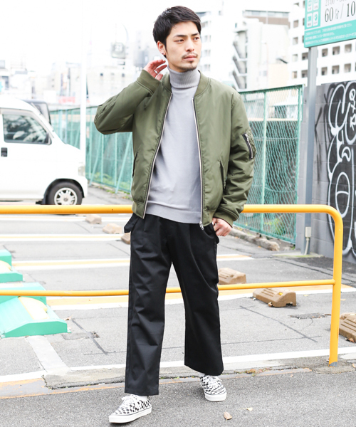 URBAN RESEARCH Sonny Label(アーバンリサーチサニーレーベル)の「TCチノワイドパンツ(その他パンツ・メンズ・ブラック/ベージュ・MEDIUM/LARGE)」の3枚目の写真