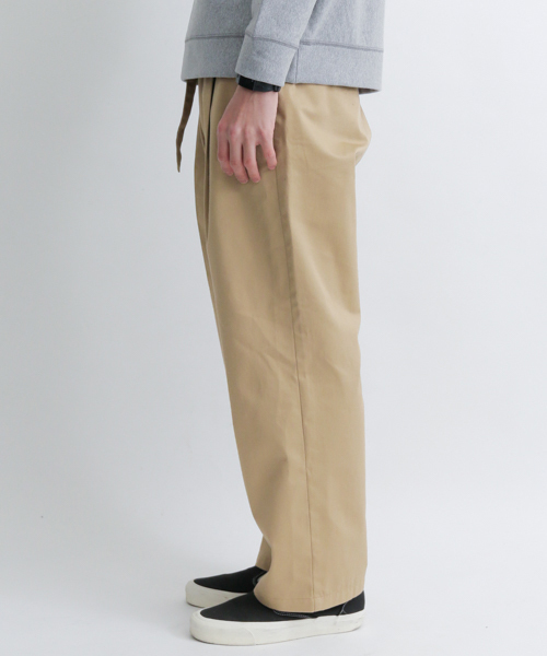 URBAN RESEARCH Sonny Label(アーバンリサーチサニーレーベル)の「TCチノワイドパンツ(その他パンツ・メンズ・ブラック/ベージュ・MEDIUM/LARGE)」の6枚目の写真