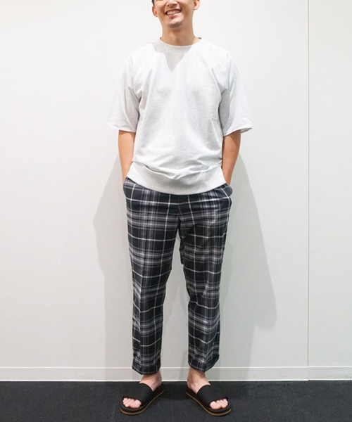 GLOBAL WORK（グローバルワーク）の「ストレッチチェックアンクルパンツ/795925（その他パンツ・メンズ・ダークブラウン/チャコールグレー・MEDIUM/LARGE/SMALL）」の16枚目の写真