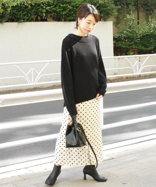 journal standard L'essage（ジャーナルスタンダードレサージュ）の「ヴィスコースドットスカート◆（スカート・レディース・ブラック/ナチュラル・36/38）」の8枚目の写真