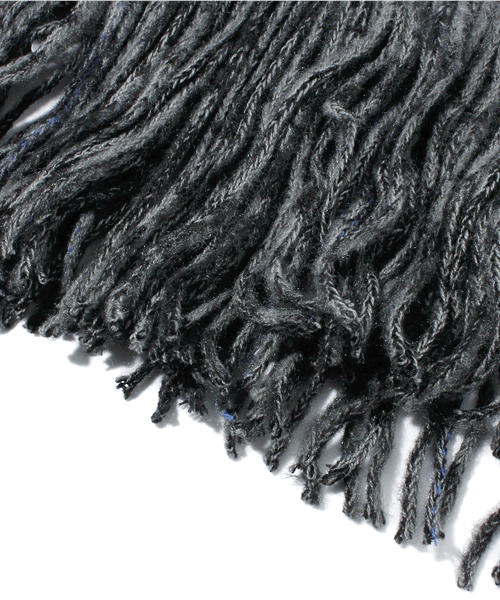 BEAMS（ビームス）の「□BEAMS / ラッセルマフラー（マフラー・メンズ・グレー/チャコールグレー/ブラック/レッド/ネイビー/パープル・ONE SIZE）」の8枚目の写真