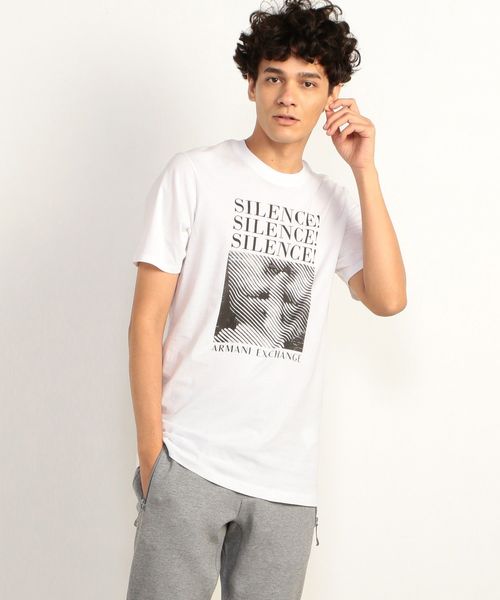 ARMANI EXCHANGE(アルマーニエクスチェンジ)の「【A|Xアルマーニ エクスチェンジ】メッセージ&フォトデザイン クルーネック半袖Tシャツ(Tシャツ/カットソー・メンズ・ホワイト/ブラック・SMALL/MEDIUM/LARGE/X-LARGE/X-SMALL)」の1枚目の写真