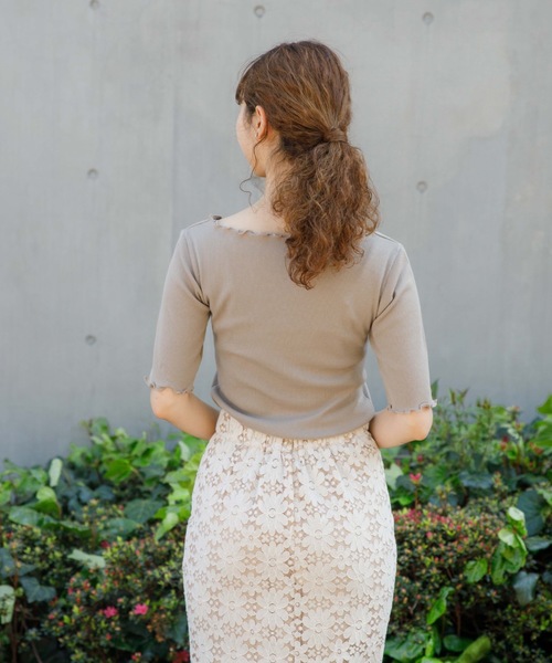 flower(フラワー)の「メロウリブティーズ(Tシャツ/カットソー・レディース・アイボリー/グレー/パープル/ベージュ/ブラウン・FREE)」の13枚目の写真