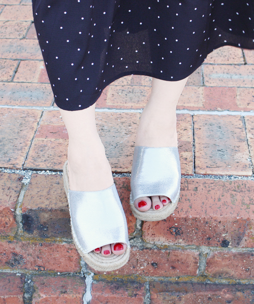 Fin（フィン）の「ジュートウェッジサボサンダル（サンダル・レディース・ブラック/シルバー/アイボリー/キャメル・LL/S/M/L）」の12枚目の写真