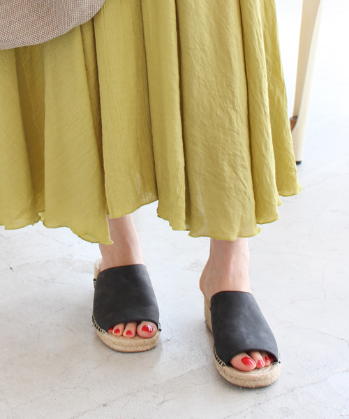 Fin（フィン）の「ジュートウェッジサボサンダル（サンダル・レディース・ブラック/シルバー/アイボリー/キャメル・LL/S/M/L）」の11枚目の写真