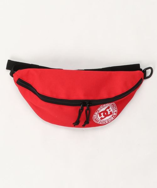 DC（ディーシー）の「ヒップバッグ 5130E912（ボディバッグ/ウエストポーチ・メンズ・ブラック/レッド/ゼブラ・FREE）」の2枚目の写真